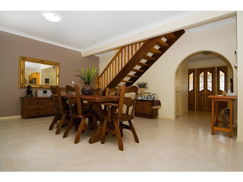 5 St Clair Close, Parkinson QLD 4115