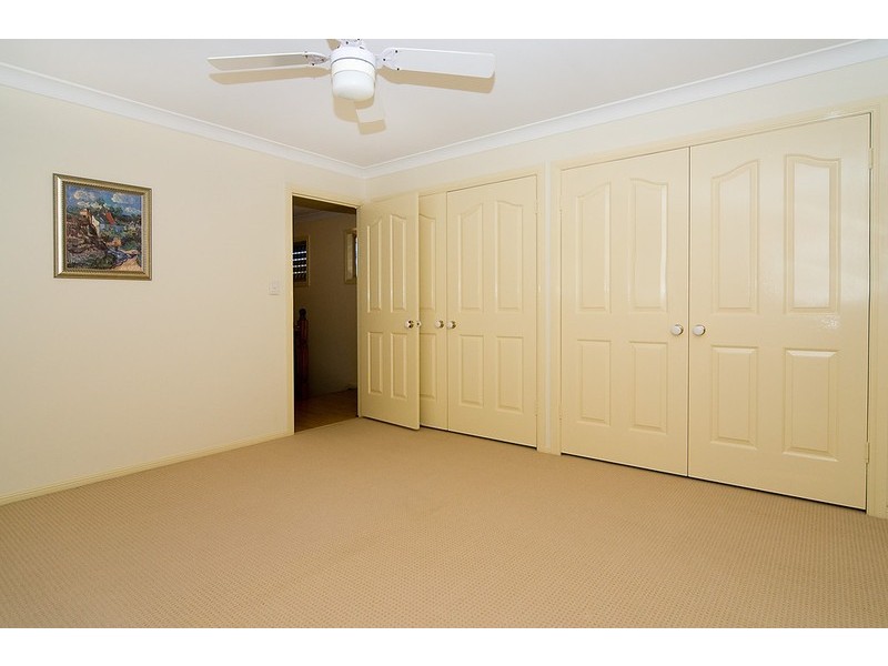 5 St Clair Close, Parkinson QLD 4115