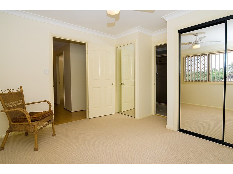 5 St Clair Close, Parkinson QLD 4115