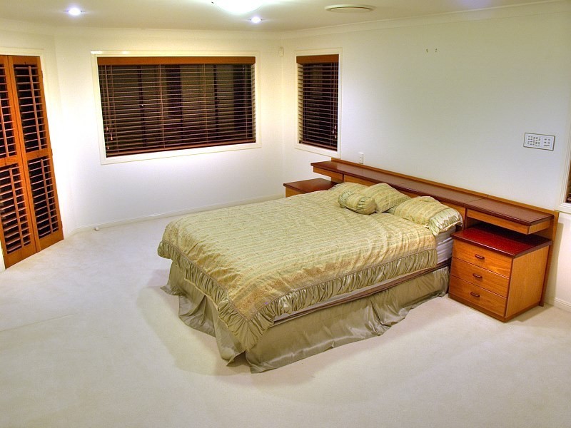 31  Eaton Place, Wishart QLD 4122