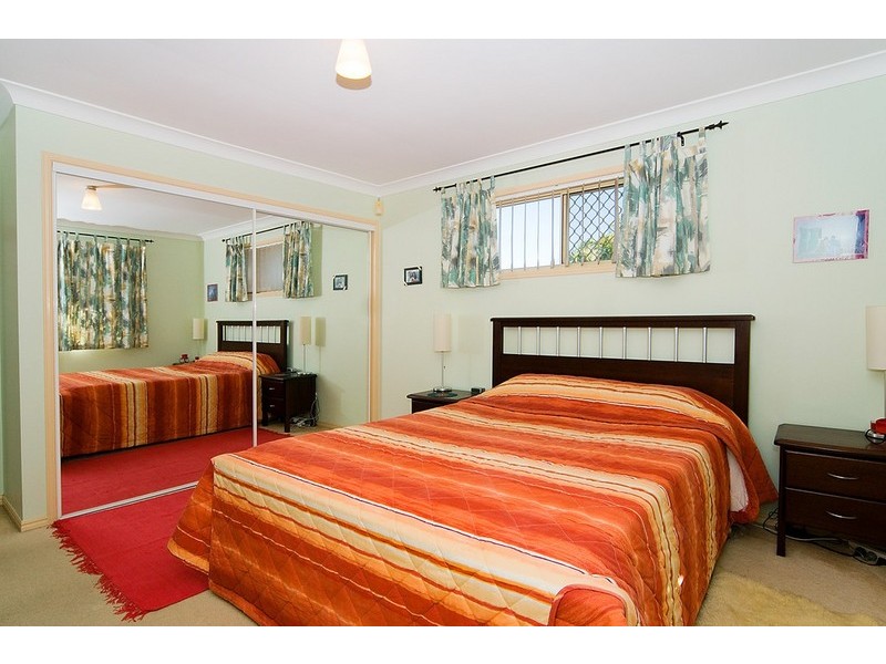 10 Perentie Street, Regents Park QLD 4118