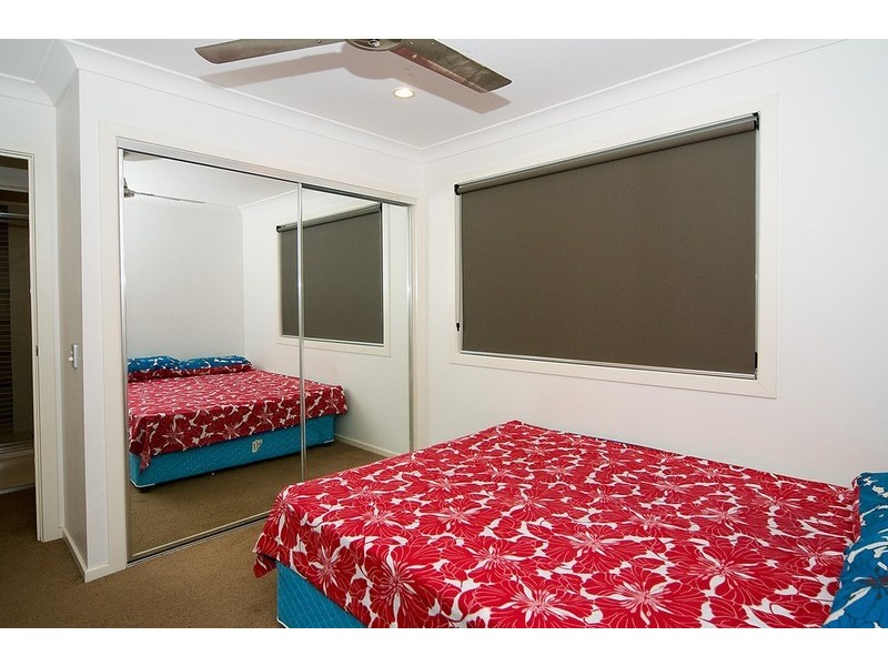 49 Mapelton Cct, Parkinson QLD 4115