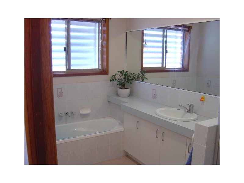 91 Bridgnorth St, Carindale QLD 4152