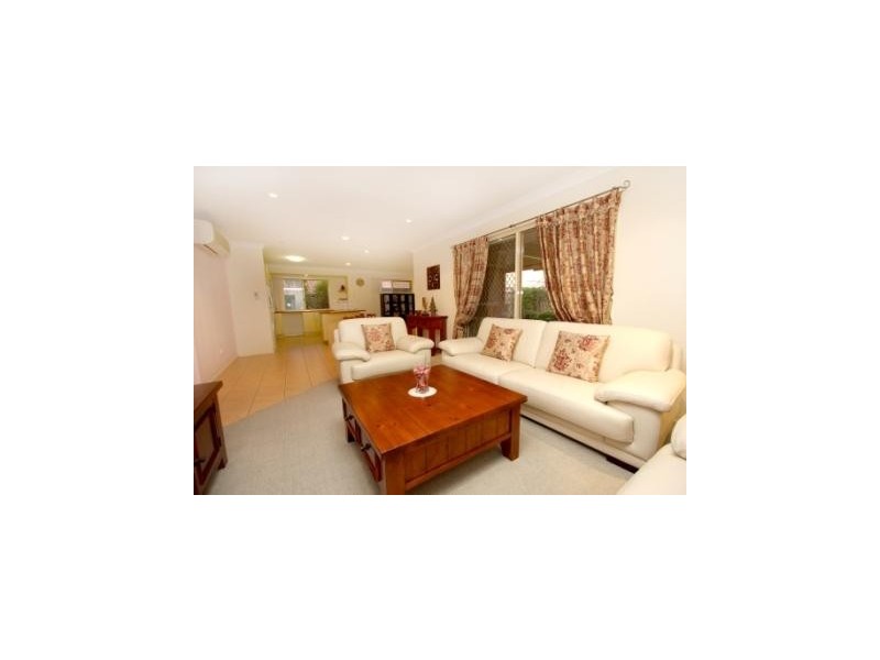 4 Livingstone Pl, Kuraby QLD 4112