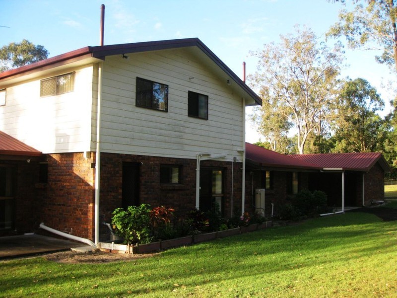 165 Hubner Rd, Park Ridge QLD 4125