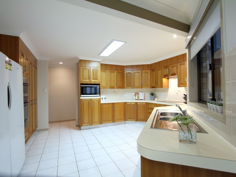 7 McKinley Court, Stretton QLD 4116