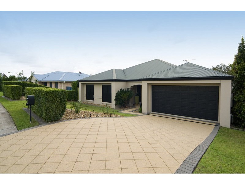 37 Oakview St, Parkinson QLD 4115