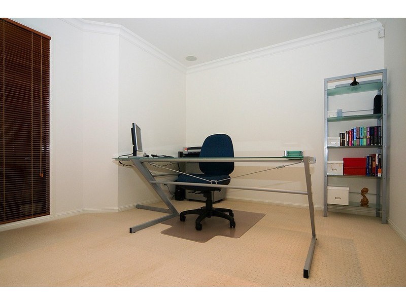 37 Oakview St, Parkinson QLD 4115