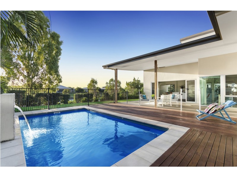 8 Waterbury Terrace, Idalia QLD 4811