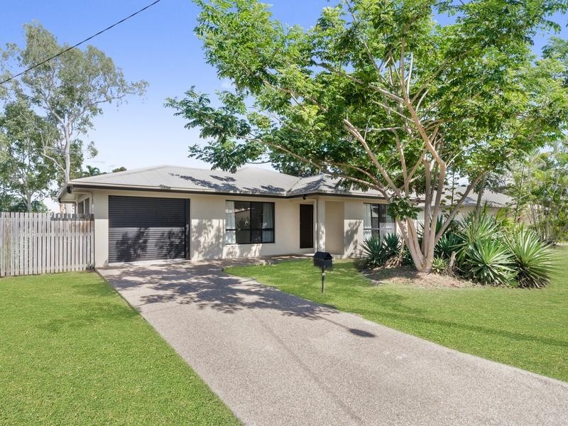 16 Simonsen Court, Kelso QLD 4815