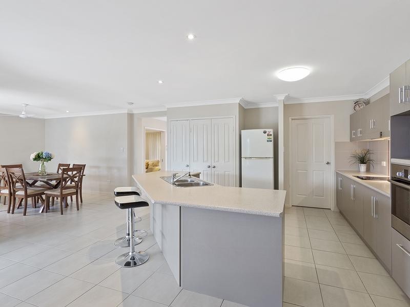 71 Klewarra Boulevard, Douglas QLD 4814