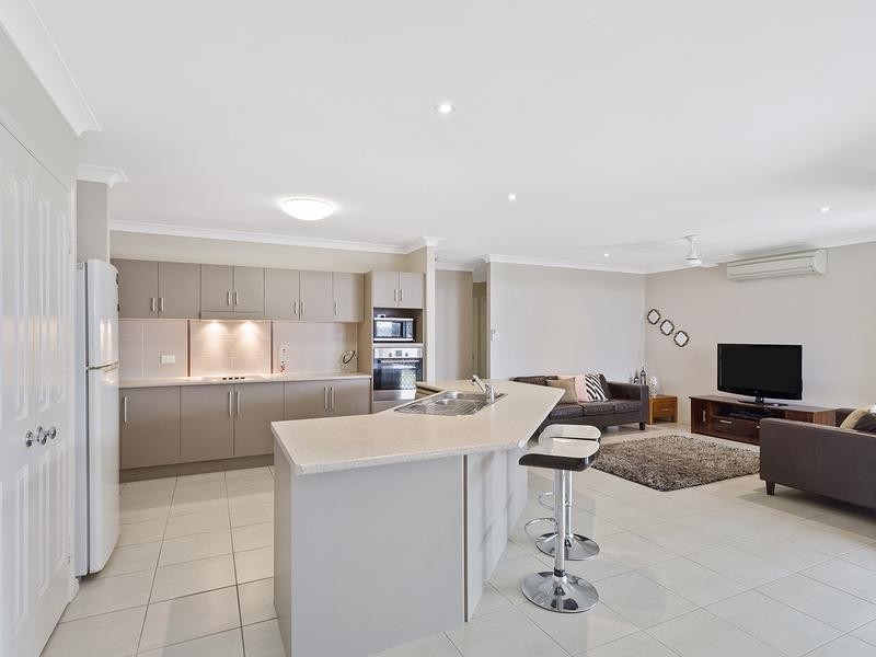 71 Klewarra Boulevard, Douglas QLD 4814