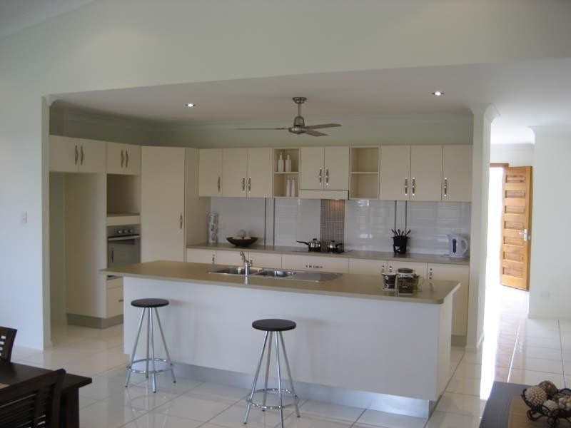 12 Hempel Street, Bushland Beach QLD 4818