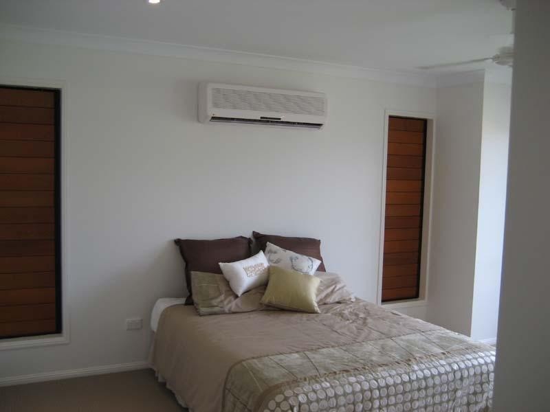 12 Hempel Street, Bushland Beach QLD 4818