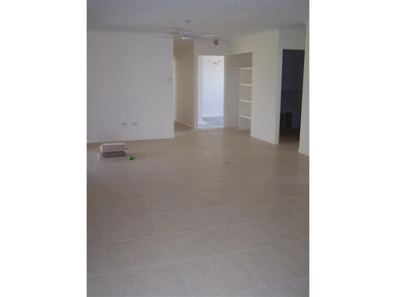 145 Daintree Drive, Bushland Beach QLD 4818