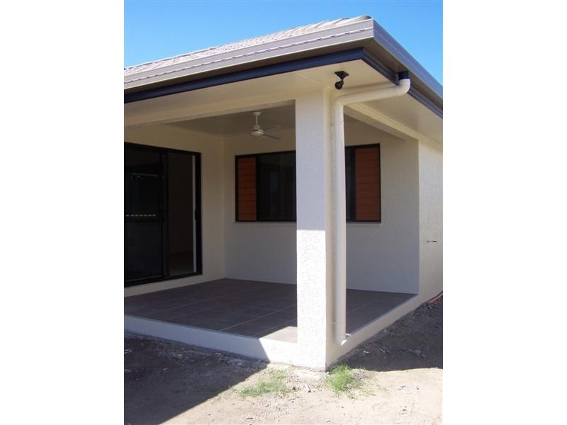 145 Daintree Drive, Bushland Beach QLD 4818