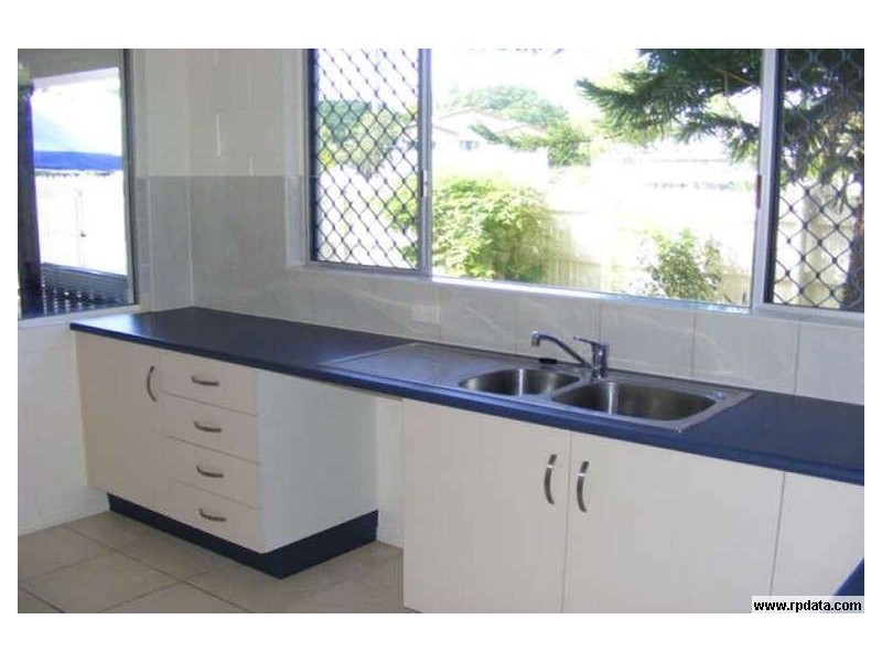 1/14 Hirst Street, Hermit Park QLD 4812