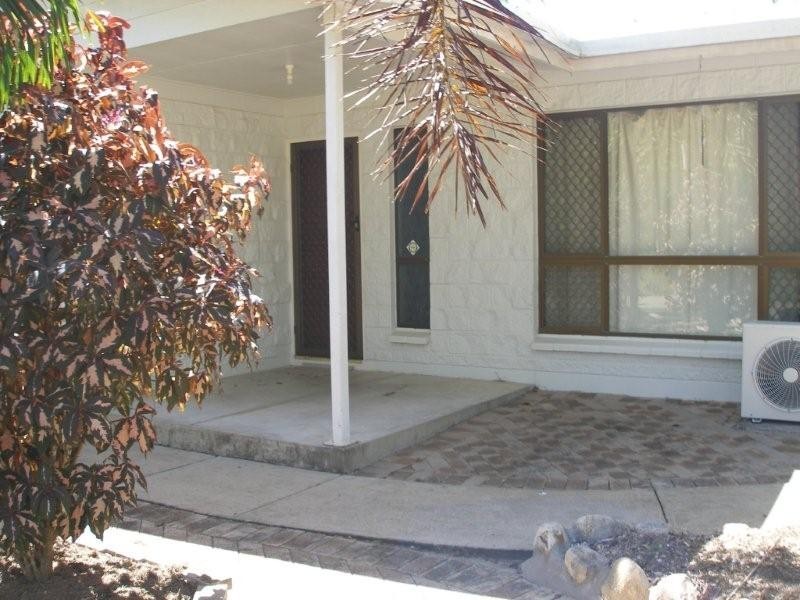 10 Leila Avenue, Rasmussen QLD 4815