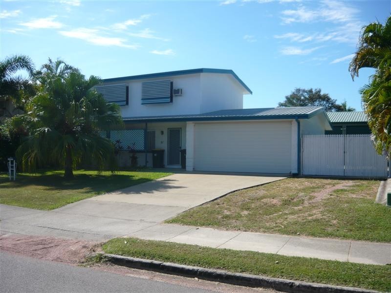 21 Lanark Street, Kirwan QLD 4817