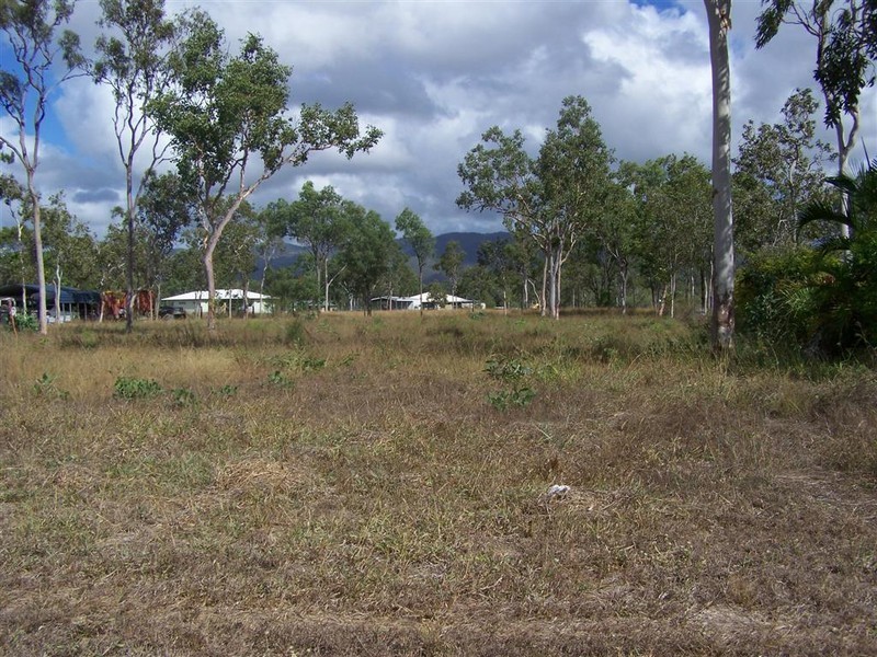 307 Kelso Drive, Kelso QLD 4815