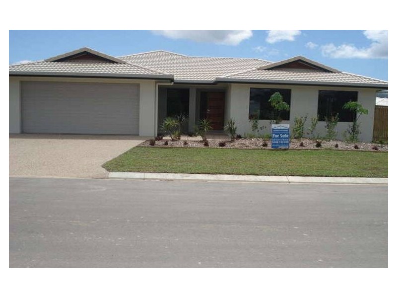 8  Sanderling Circuit, Kelso QLD 4815