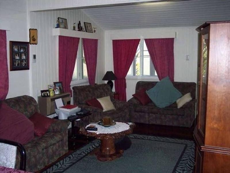 79 Robertson Street, Railway Estate QLD 4810