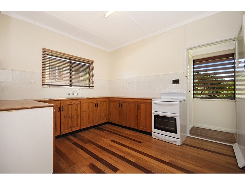 93 Robertson Street, Railway Estate QLD 4810