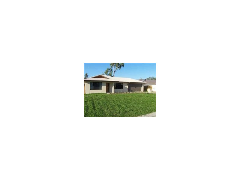 33 Anchorage circuit, Bushland Beach QLD 4818