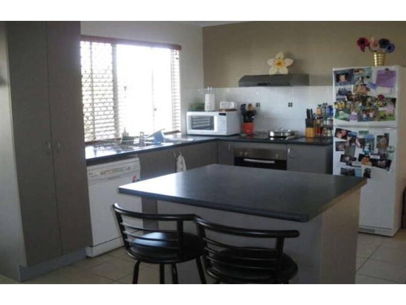 31 Gatwick Street, Burdell QLD 4818