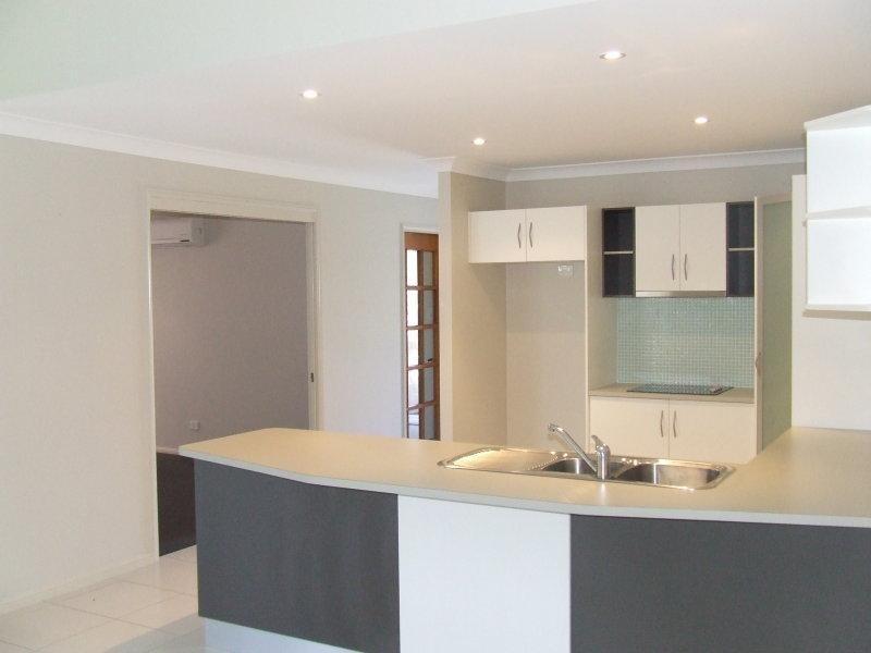 48 Mount Low Parkway, Mount Low QLD 4818