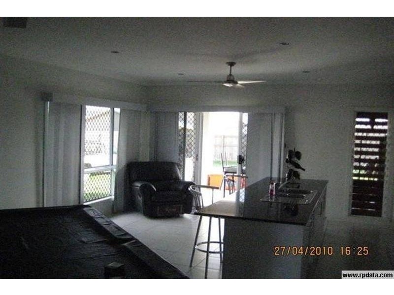 6 Rokeby Court, Bushland Beach QLD 4818