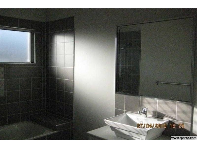 6 Rokeby Court, Bushland Beach QLD 4818