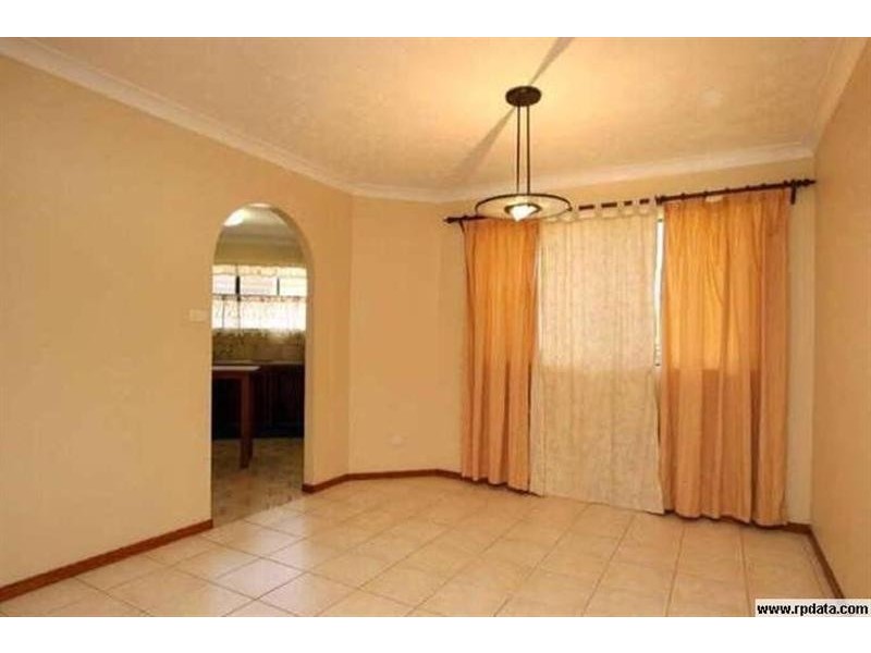 6/8  Goldring Street, Hermit Park QLD 4812