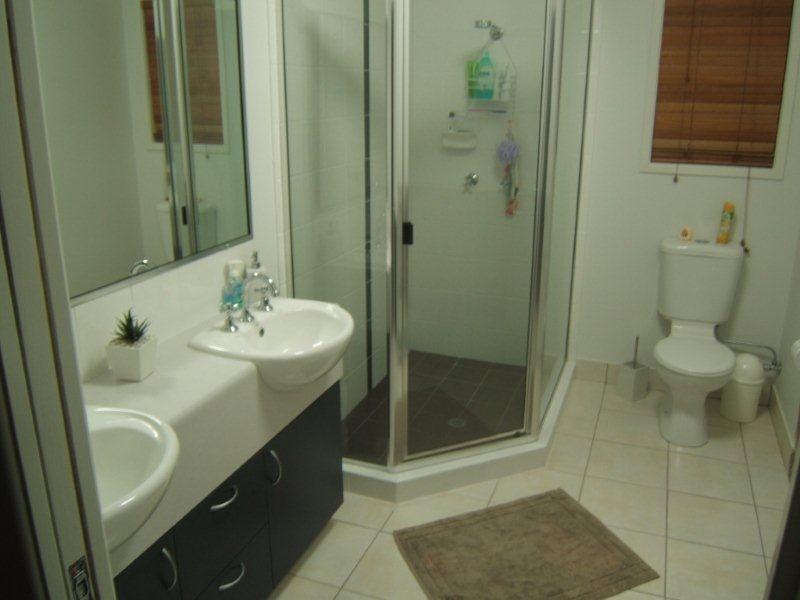 6 Kempton Chase, Burdell QLD 4818