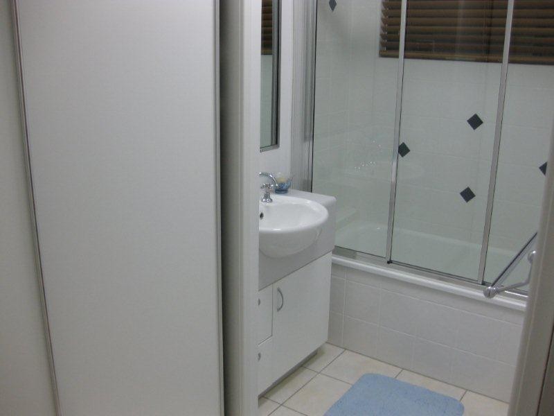 6 Kempton Chase, Burdell QLD 4818