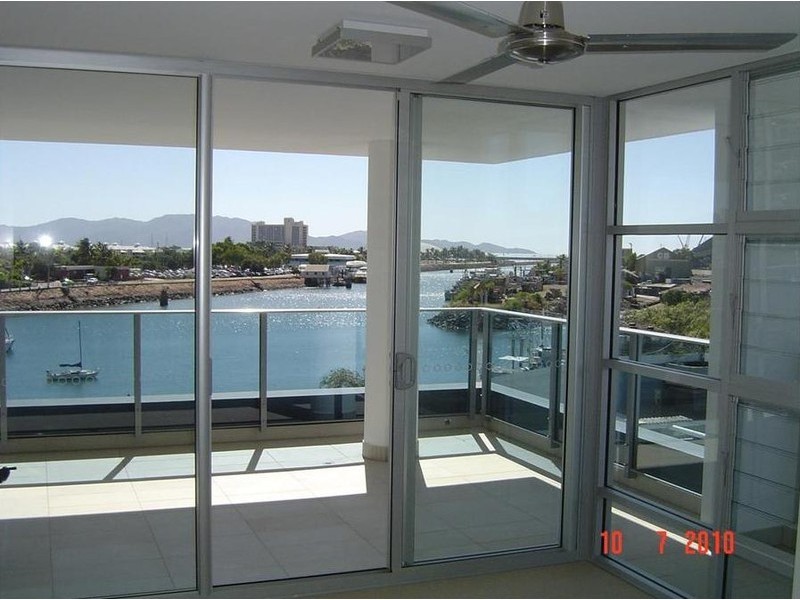 409/60 Palmer Street (Solarus Units), Townsville City QLD 4810