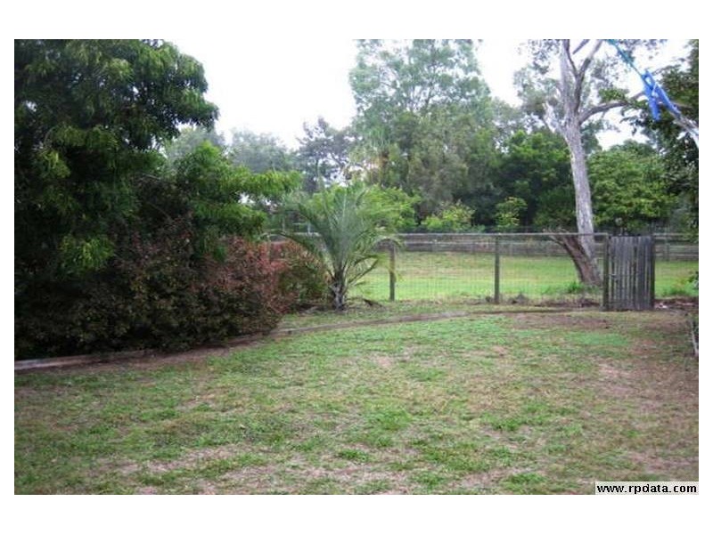 9 Pacific Avenue, Bushland Beach QLD 4818