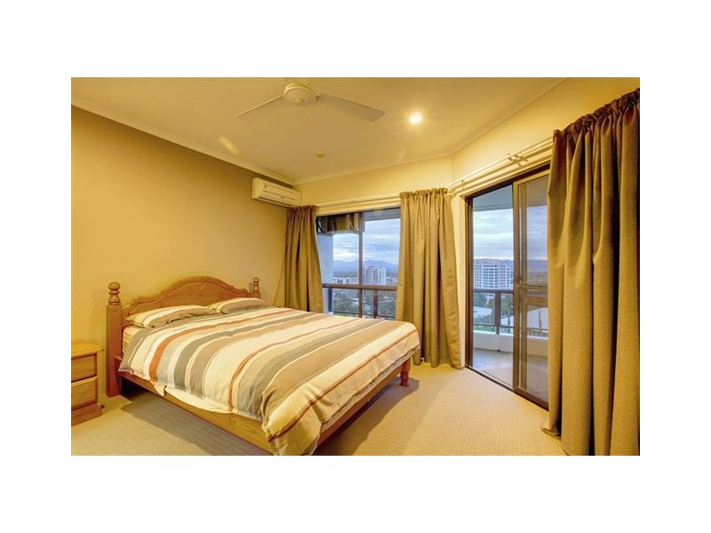 35/15 Hale Street, North Ward QLD 4810