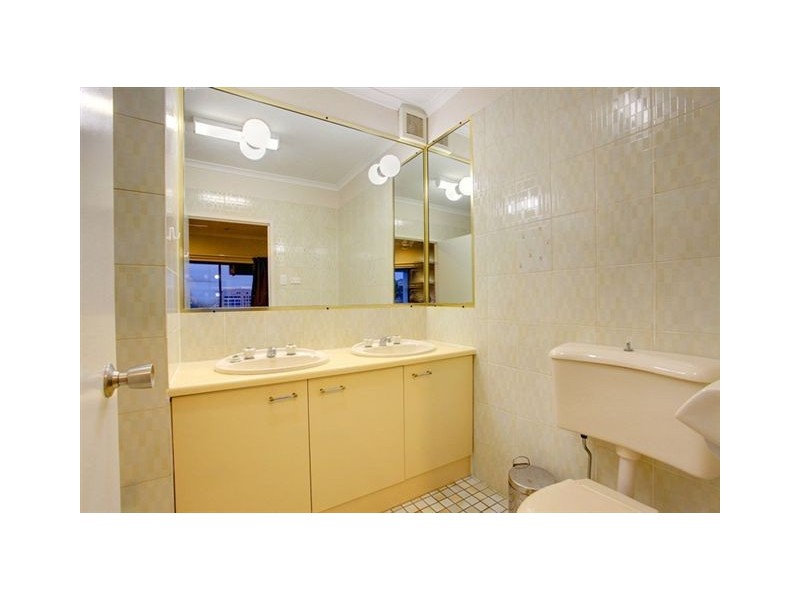 35/15 Hale Street, North Ward QLD 4810