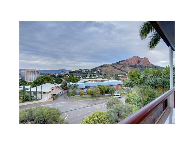 35/15 Hale Street, North Ward QLD 4810