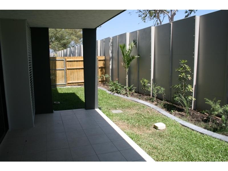 50/321-341 Angus Smith Dr, Douglas QLD 4814