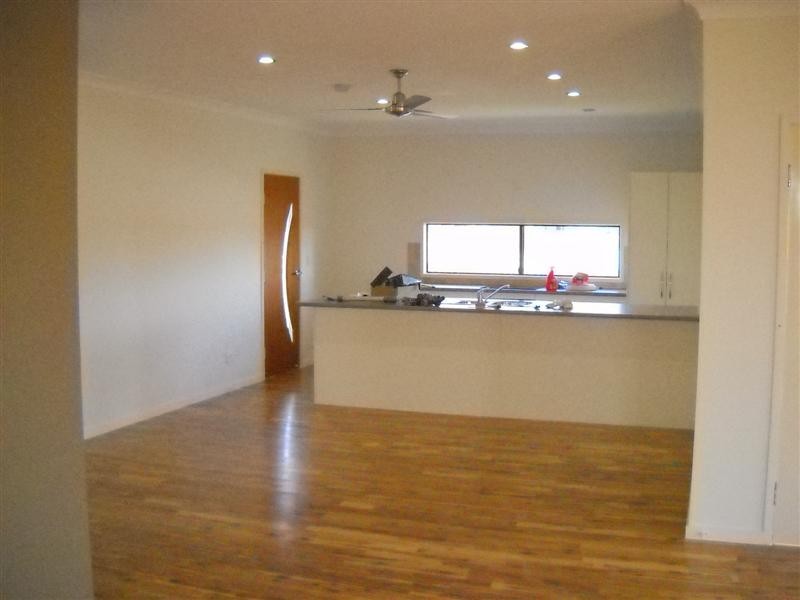 14 Wattlebird Avenue, Kelso QLD 4815