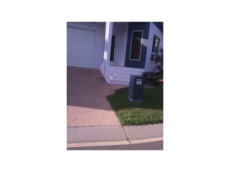 1 St Kilda Row, Douglas QLD 4814