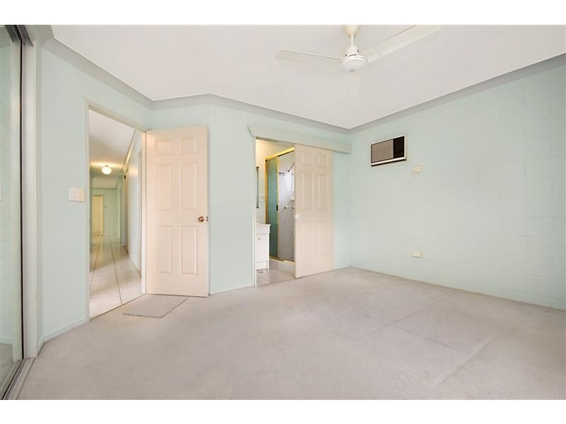 212 Upper Miles Ave, Kelso QLD 4815