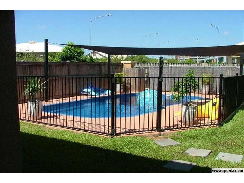 3 Alstonia Court, Douglas QLD 4814