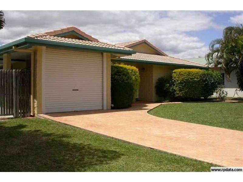 12 Currawong St, Condon QLD 4815