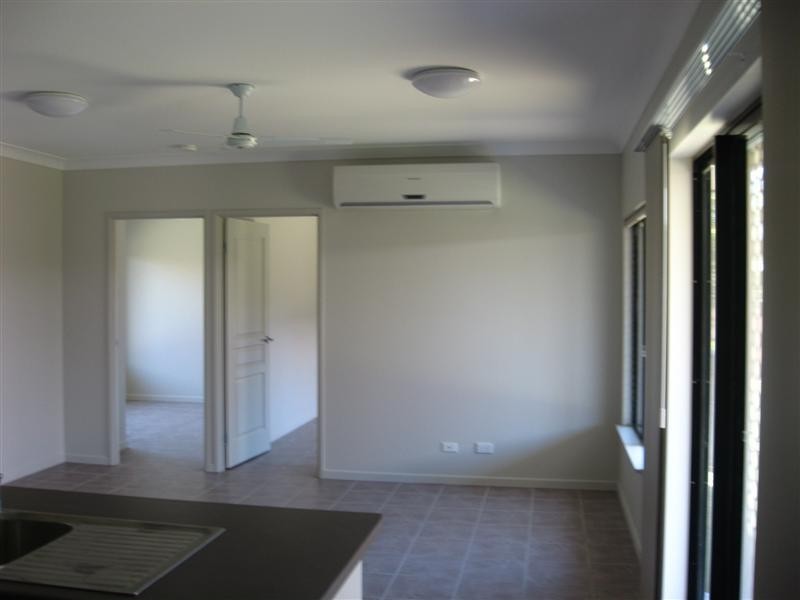 21 Thornbill Close, Kelso QLD 4815