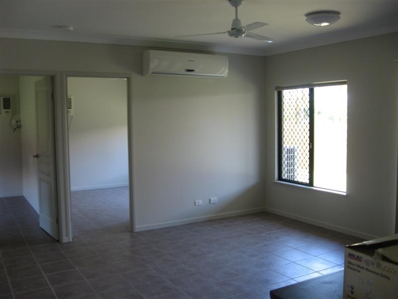 21 Thornbill Close, Kelso QLD 4815