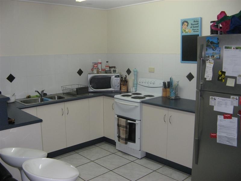 3/13 Philp Street, Hermit Park QLD 4812