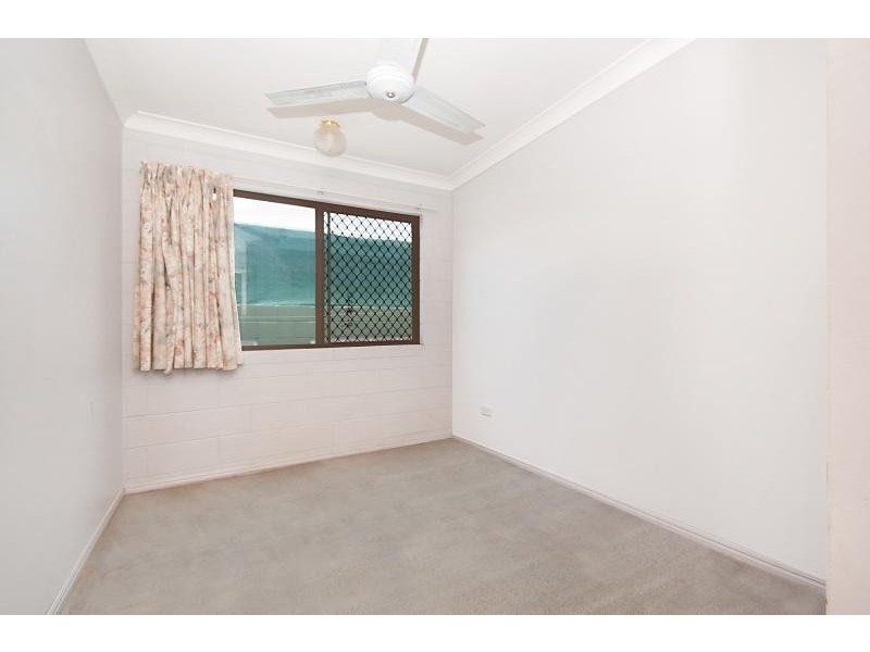 2/26 Meenan Street, Garbutt QLD 4814